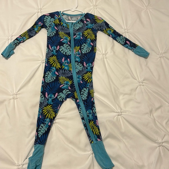 Little sleepies Stitch print - Picture 1 of 2